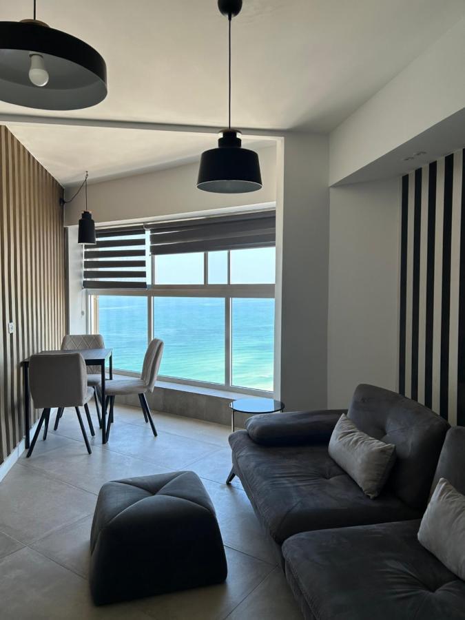 Beachfront Apartment Bat Jám Kültér fotó